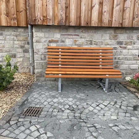 Gaesteappartements Mechels アパート ヴィルンスドルフ